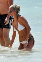 Имя файла=Sarah_Harding_on_the_beach_in_the_Caribbean_03_02_10_2810429.jpg
Размер файла=429КБ
Размеры=1899x2783
Дата=Март 28, 2012 Sarah_Harding_on_the_beach_in_the_Caribbean_03_02_10_2810429.jpg