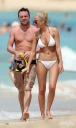 Sarah_Harding_on_the_beach_in_the_Caribbean_03_02_10_283129.jpg
