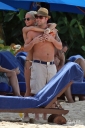 Sarah_Harding_on_the_beach_in_the_Caribbean_03_02_10_284429.jpg