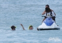 Sarah_Harding_on_the_beach_in_the_Caribbean_03_02_10_286329.jpg