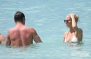 Имя файла=Sarah_Harding_on_the_beach_in_the_Caribbean_03_02_10_286929.jpg
Размер файла=170КБ
Размеры=1900x1255
Дата=Март 28, 2012 Sarah_Harding_on_the_beach_in_the_Caribbean_03_02_10_286929.jpg