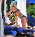 Sarah_Harding_on_the_beach_in_the_Caribbean_06_02_10_28829.jpg