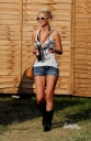 Имя файла=Sarah_at_Day_2_of_the_Hard_Rock_Calling_festival_26_06_10_28529.jpg
Размер файла=888КБ
Размеры=1953x3000
Дата=Март 29, 2012 Sarah_at_Day_2_of_the_Hard_Rock_Calling_festival_26_06_10_28529.jpg