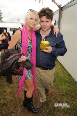 Sarah_Harding_at_V_festival_22_08_10_281029.jpg