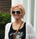 Sarah_Harding_out_in_London_07_07_10_281029.jpg