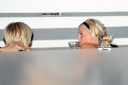 Sarah_Harding_leaving_Nobu_with_mum_and_friends_10_12_09_287529.jpg