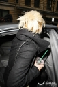 Sarah_Harding_leaving_Radio_One_studios_151209_281029.jpg