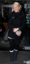 Sarah_Harding_leaving_Radio_One_studios_151209_282229.jpg