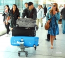 Имя файла=Kimberley_and_Justin_arrives_at_Heathrow2C_UK2C_24_06_09_28829.jpg
Размер файла=313КБ
Размеры=1499x1343
Дата=Март 29, 2012 Kimberley_and_Justin_arrives_at_Heathrow2C_UK2C_24_06_09_28829.jpg