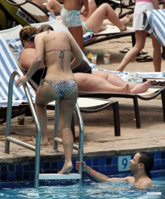 Kimberley_and_Justin_in_the_Carribean_16_06_09_281829.jpg