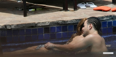 Kimberley_and_Justin_in_the_Carribean_16_06_09_282429.jpg