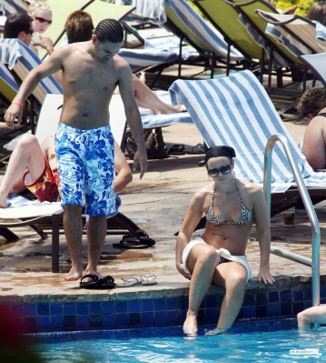 Kimberley_and_Justin_in_the_Carribean_16_06_09_285229.jpg