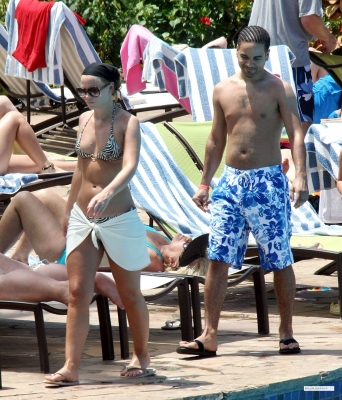 Kimberley_and_Justin_in_the_Carribean_16_06_09_285829.jpg