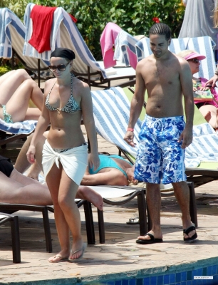 Kimberley_and_Justin_in_the_Carribean_16_06_09_286029.jpg