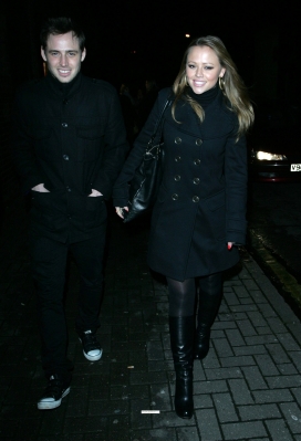 Kimberley_Walsh_leaving_Russel_Brand_s_Gig_110209_28129.jpg