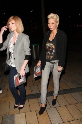 Sarah_and_Nicola_leaving_the_Lyric_theatre_120309_28629.jpg