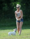 Имя файла=Sarah_Harding_and_Tom_in_the_park2C_London_31_05_09_281129.jpg
Размер файла=72КБ
Размеры=775x1000
Дата=Март 29, 2012 Sarah_Harding_and_Tom_in_the_park2C_London_31_05_09_281129.jpg