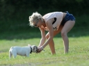 Sarah_Harding_and_Tom_in_the_park2C_London_31_05_09_28229.jpg