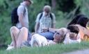 Имя файла=Sarah_Harding_and_Tom_in_the_park2C_London_31_05_09_28629.jpg
Размер файла=72КБ
Размеры=1000x617
Дата=Март 29, 2012 Sarah_Harding_and_Tom_in_the_park2C_London_31_05_09_28629.jpg