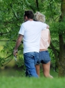 Имя файла=Sarah_Harding_and_Tom_in_the_park2C_London_31_05_09_28929.jpg
Размер файла=100КБ
Размеры=744x1000
Дата=Март 29, 2012 Sarah_Harding_and_Tom_in_the_park2C_London_31_05_09_28929.jpg