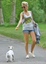 Имя файла=Sarah_Harding_and_Tommy_Crane_out_with_Claude_28_05_09_28129.jpg
Размер файла=36КБ
Размеры=448x612
Дата=Март 29, 2012 Sarah_Harding_and_Tommy_Crane_out_with_Claude_28_05_09_28129.jpg