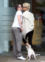 Sarah_Harding_goes_to_the_dentist_in_London_220509_28229.jpg