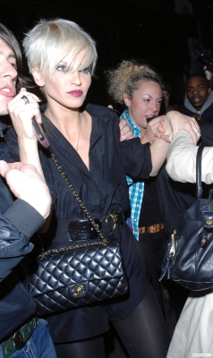 Sarah_leaving_The_Groucho_Club_260309_2812729.jpg