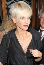 Sarah_leaving_The_Groucho_Club_260309_2811729.jpg