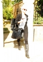 Sarah_Harding_leaving_her_home_010409_281129.jpg