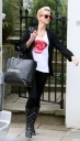Имя файла=Sarah_Harding_leaving_her_home_020409_282029.jpg
Размер файла=351КБ
Размеры=1499x2617
Дата=Март 29, 2012 Sarah_Harding_leaving_her_home_020409_282029.jpg