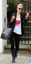 Имя файла=Sarah_Harding_leaving_her_home_020409_28329.jpg
Размер файла=452КБ
Размеры=1499x3028
Дата=Март 29, 2012 Sarah_Harding_leaving_her_home_020409_28329.jpg