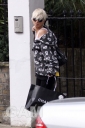 Имя файла=Sarah_Harding_leaving_her_home_270309_28129.jpg
Размер файла=106КБ
Размеры=667x1000
Дата=Март 29, 2012 Sarah_Harding_leaving_her_home_270309_28129.jpg