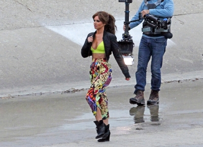 Cheryl_Cole_filming_a_music_video_in_LA_31_03_12_2813629.jpg