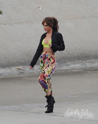 Cheryl_Cole_filming_a_music_video_in_LA_31_03_12_2817329.jpg