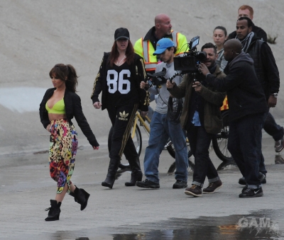 Cheryl_Cole_filming_a_music_video_in_LA_31_03_12_2821429.jpg