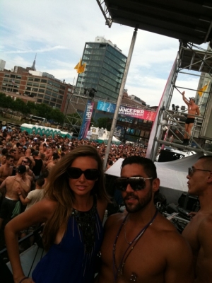 Nadine_Coyle_at_New_York_Gay_Pride_26_06_11_28329.jpg