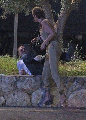 Sarah_and_Tom_out_in_Ibiza_at_4am_14_07_11_281229.jpg