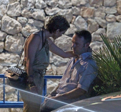 Sarah_and_Tom_out_in_Ibiza_at_4am_14_07_11_28529.jpg
