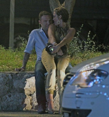 Sarah_and_Tom_out_in_Ibiza_at_4am_14_07_11_285329.jpg