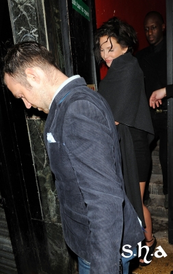Sarah_and_Tommy_leaving_the_Box_club_26_02_11_28129.jpg