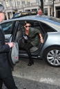Sarah_arriving_at_a_hotel_for_her_engagement_party_07_03_11_283029.jpg
