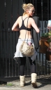 Sarah_Harding_arriving_home_after_Yoga_30_03_12_281429.jpg