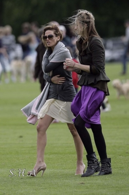 Sarah_Harding_at_Beaufort_Polo_Club_19_06_11_28429.jpg