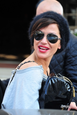 Sarah_Harding_leaving_her_hotel_08_03_11_283229.jpg