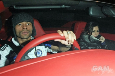 Cheryl_and_Ashley_leave_football_match_16_12_09_282929.jpg