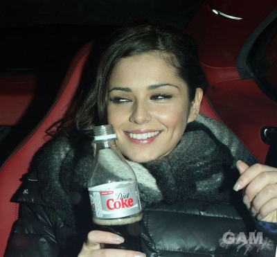 Cheryl_and_Ashley_leave_football_match_16_12_09_283129.jpg