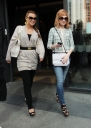 Имя файла=Girls_Aloud_leaving_their_hotel_in_Birmingham_21_05_09_281529.jpg
Размер файла=1045КБ
Размеры=2140x3000
Дата=Апр 01, 2012 Girls_Aloud_leaving_their_hotel_in_Birmingham_21_05_09_281529.jpg