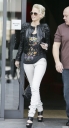 Имя файла=Sarah_Harding_leaving_her_hotel_to_go_shopping2C_Birmingham_210509_28229.jpg
Размер файла=374КБ
Размеры=1500x2765
Дата=Апр 01, 2012 Sarah_Harding_leaving_her_hotel_to_go_shopping2C_Birmingham_210509_28229.jpg