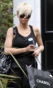 Имя файла=Sarah_Harding_leaving_home_070409_28129.jpg
Размер файла=701КБ
Размеры=1807x3000
Дата=Апр 01, 2012 Sarah_Harding_leaving_home_070409_28129.jpg