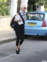 Имя файла=Sarah_Harding_leaving_home_140409_28629.jpg
Размер файла=269КБ
Размеры=1299x1682
Дата=Апр 01, 2012 Sarah_Harding_leaving_home_140409_28629.jpg